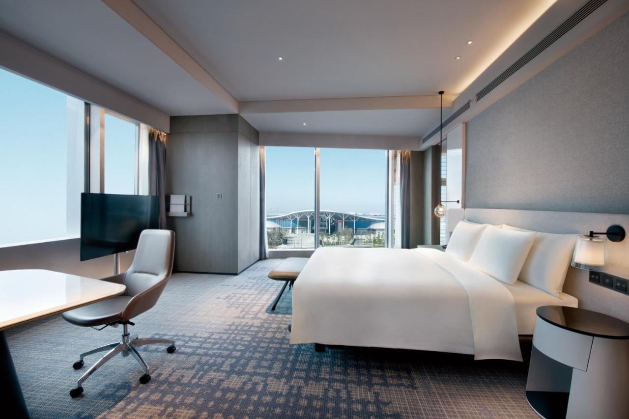 Crowne Plaza Shenzhen World Exhibition And Convention Center, An Ihg Hotel Ngoại thất bức ảnh